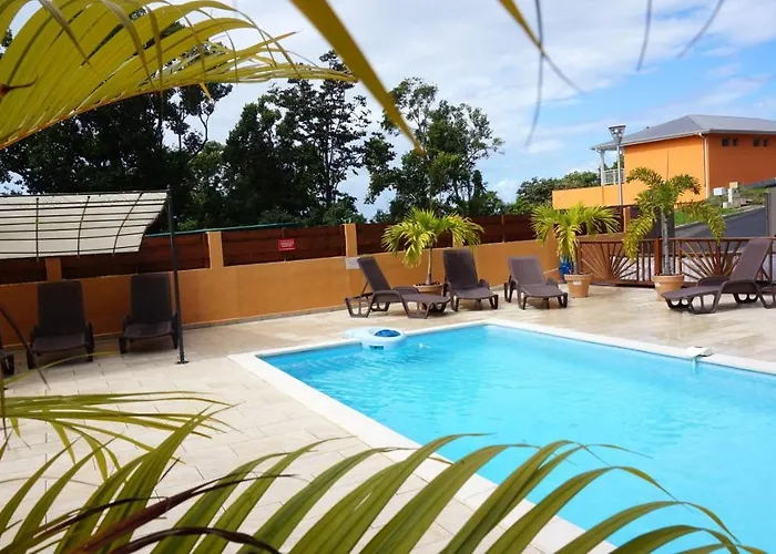 Appartement Romantique A Deshaies 46 M² Spa Et Piscine